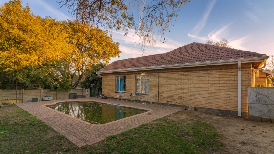 3 Bedroom Property for Sale in Uitsig Free State